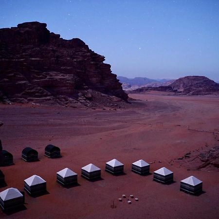 Um Sabatah Camp Hotell Wadi Rum Exteriör bild